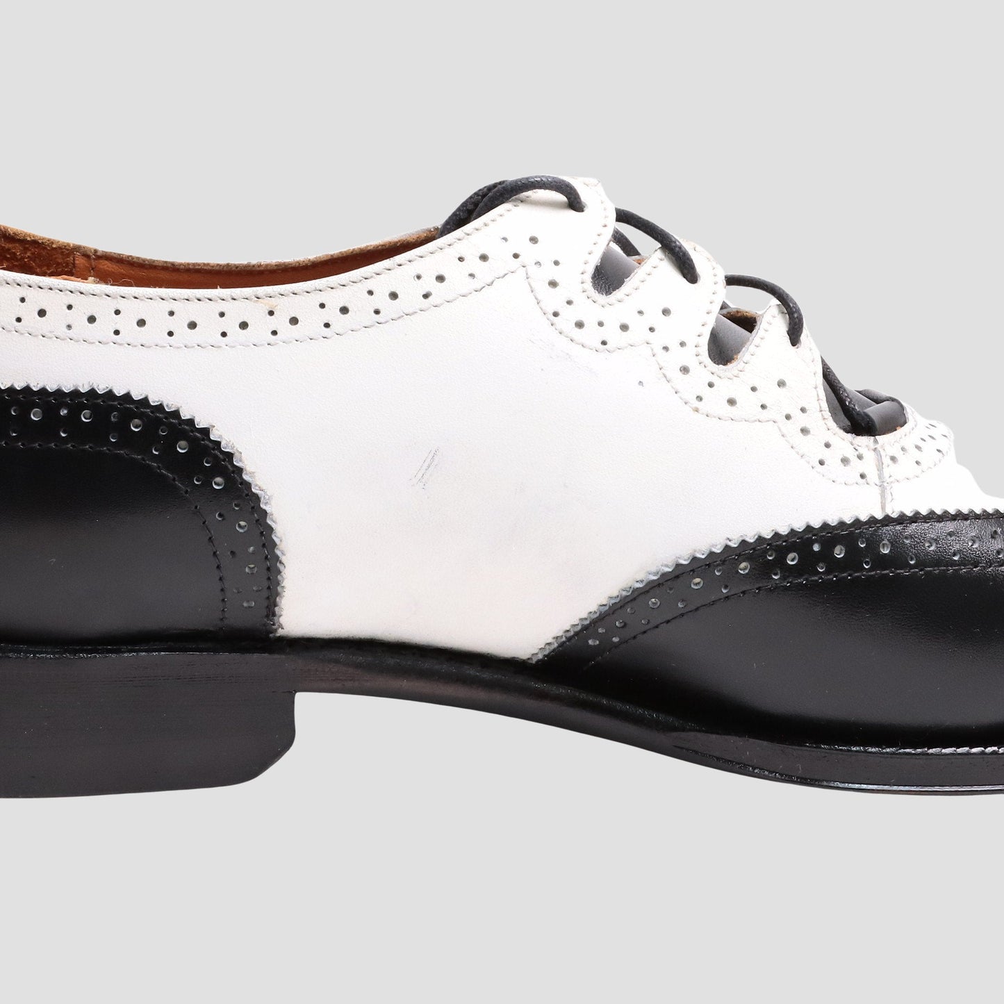 99042 / CALF / BLACK/WHITE / LEATHER SOLE / UK4.0(23.0cm)